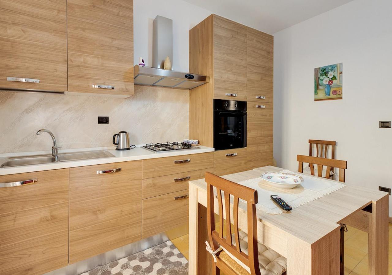 Appartamento Casa Vostra ボーザ エクステリア 写真